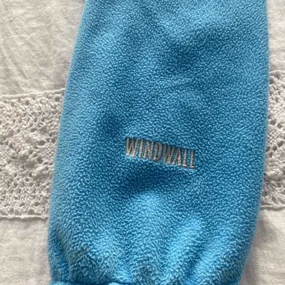 North Face Fleece Jacket - Picture 7 of 8